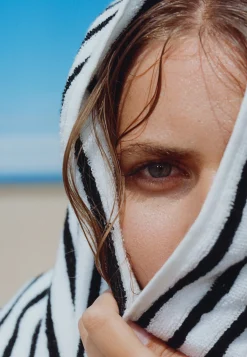 Le slip français Accessoires<Drap de bain en éponge-Drap de Bain collaboration Agnès B Blanc